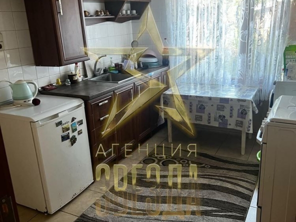 Дава се под наем Къща в с. Манолско Конаре, Област Пловдив - 130 кв.м за 348.84 € - Снимка #1
