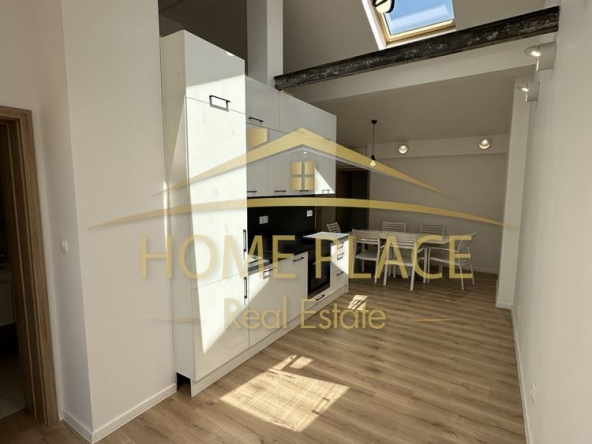 Четиристаен апартамент в Варна, Център - 115 кв.м за 2217 €/кв.м - Снимка #1