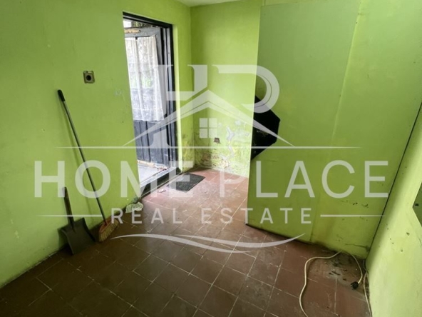 Дава се под наем Магазин в Варна, Базар Левски - 18 кв.м за 248.88 € - Снимка #1