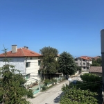 Дава се под наем Етаж от къща в Варна, Виница - 110 кв.м за 648.21 € - Снимка #1