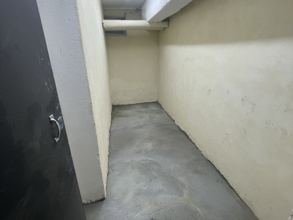 Дава се под наем Склад в София, Гео Милев - 5 кв.м за 79.56 € - Снимка #1