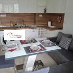 Дава се под наем Тристаен апартамент в София, Красно село - 86 кв.м за 797.64 € - Снимка #1