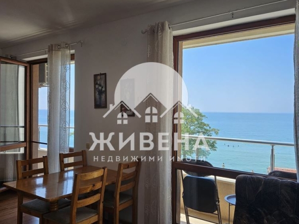 Тристаен апартамент в Балчик - 143 кв.м за 1073 €/кв.м - Снимка #1