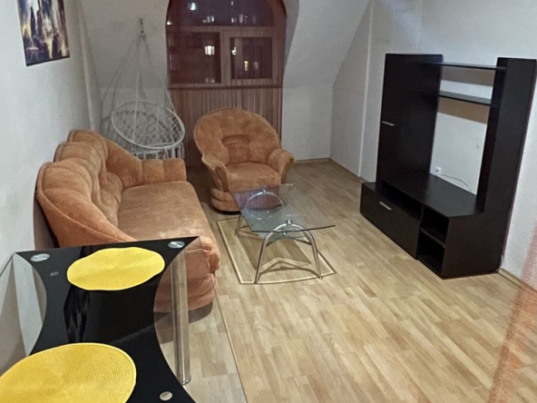 Дава се под наем Двустаен апартамент в София, Зона Б-18 - 50 кв.м за 498.27 € - Снимка #1