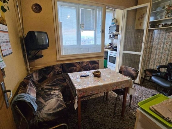 Тристаен апартамент в София, Красна поляна 1 - 88 кв.м за 1591 €/кв.м - Снимка #1