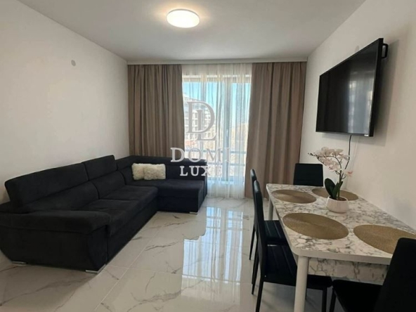 Тристаен апартамент в Обзор - 90 кв.м за 975 €/кв.м - Снимка #1