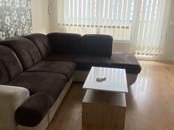 Тристаен апартамент в Нова Загора - 87 кв.м за 967 €/кв.м - Снимка #1