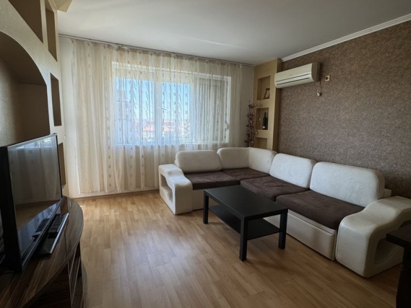 Тристаен апартамент в Айтос - 90 кв.м за 1078 €/кв.м - Снимка #1