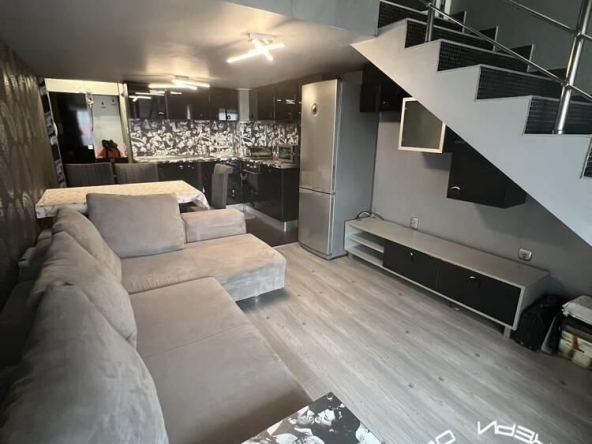 Двустаен апартамент в Бургас, Лазур - 64 кв.м за 1829 €/кв.м - Снимка #1