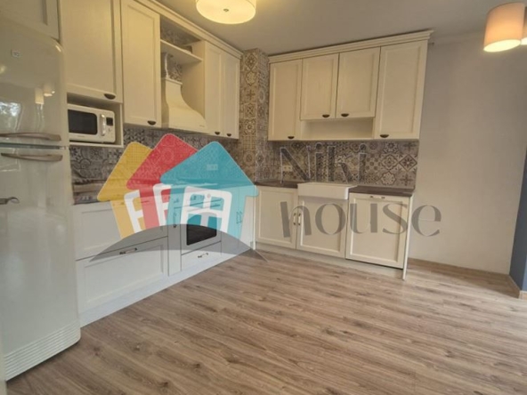 Тристаен апартамент в Варна, м-т Траката - 90 кв.м за 2156 €/кв.м - Снимка #1