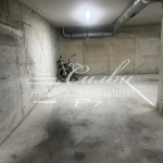 Дава се под наем Гараж / Паркомясто в Шумен, Център - 13 кв.м за 127.5 € - Снимка #1