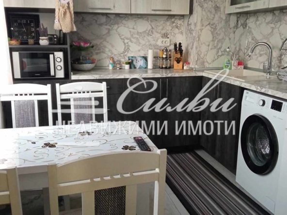 Двустаен апартамент в Шумен, Еверест - 62 кв.м за 987 €/кв.м - Снимка #1