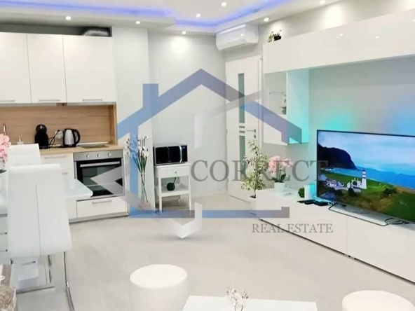 Дава се под наем Двустаен апартамент в Варна, Възраждане 3 - 75 кв.м за 561 € - Снимка #1