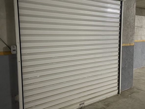 Дава се под наем Гараж / Паркомясто в София, 7-ми 11-ти километър - 25 кв.м за 140.25 € - Снимка #1