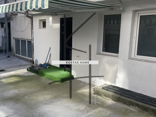 Двустаен апартамент в Варна, Колхозен пазар - 35 кв.м за 1772 €/кв.м - Снимка #1