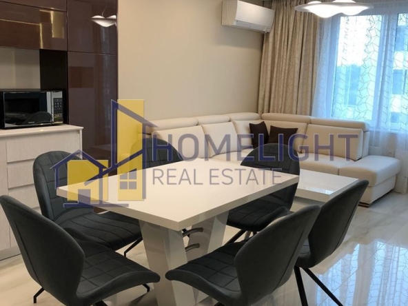 Дава се под наем Двустаен апартамент в София, Център - 79 кв.м за 890 € - Снимка #1