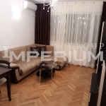 Дава се под наем Тристаен апартамент в Варна, Окръжна болница - 90 кв.м за 688.5 € - Снимка #1