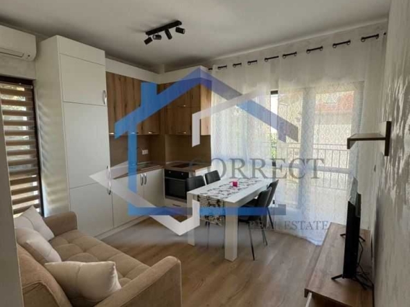 Дава се под наем Двустаен апартамент в Варна, Бриз - 50 кв.м за 561 € - Снимка #1