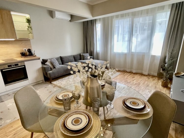 Дава се под наем Двустаен апартамент в Варна, Гранд Мол Варна - 60 кв.м за 800 € - Снимка #1