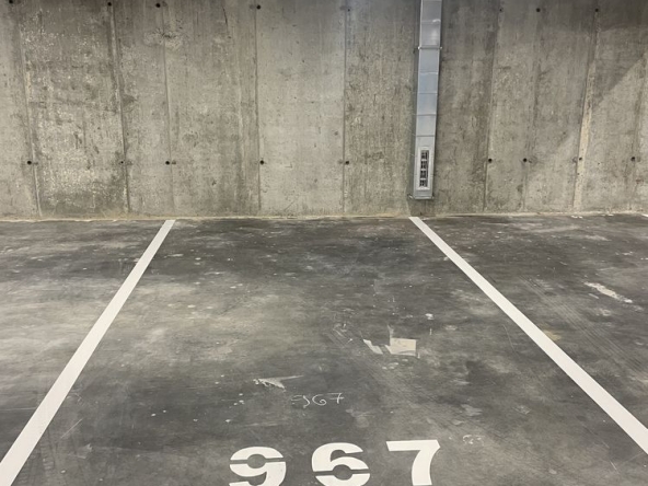 Дава се под наем Гараж / Паркомясто в Варна, Победа - 13 кв.м за 76.5 € - Снимка #1