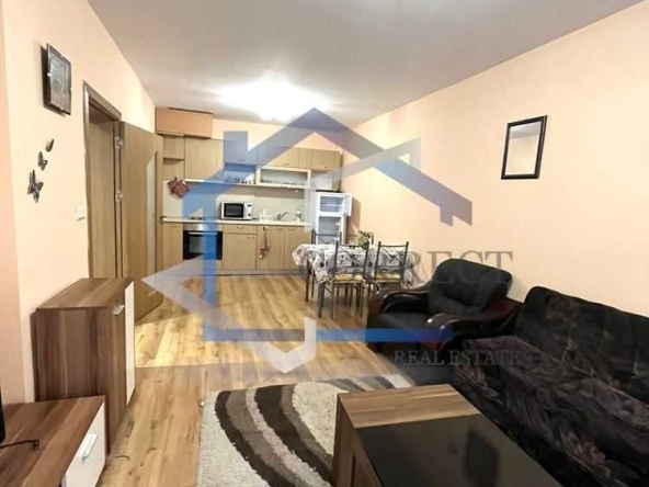 Дава се под наем Двустаен апартамент в Варна, Цветен квартал - 55 кв.м за 357 € - Снимка #1