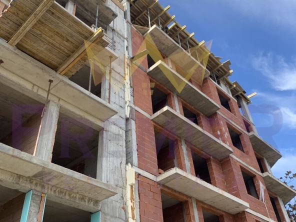 Двустаен апартамент в София, Банишора - 66 кв.м за 2200 €/кв.м - Снимка #1