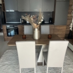 Дава се под наем Двустаен апартамент в Шумен, м-т Сакарка - 70 кв.м за 408 € - Снимка #1