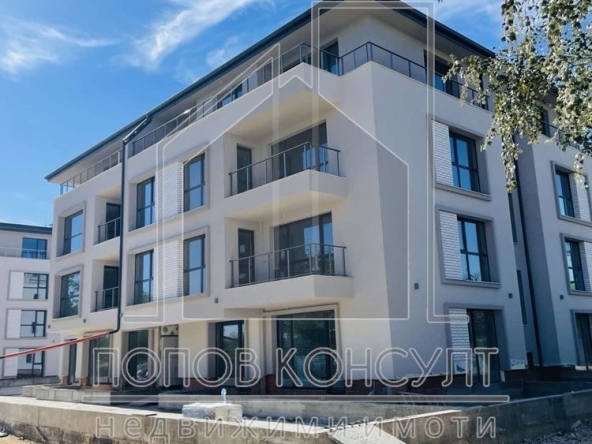 Тристаен апартамент в Пловдив, Христо Смирненски - 109 кв.м за 1257 €/кв.м - Снимка #1