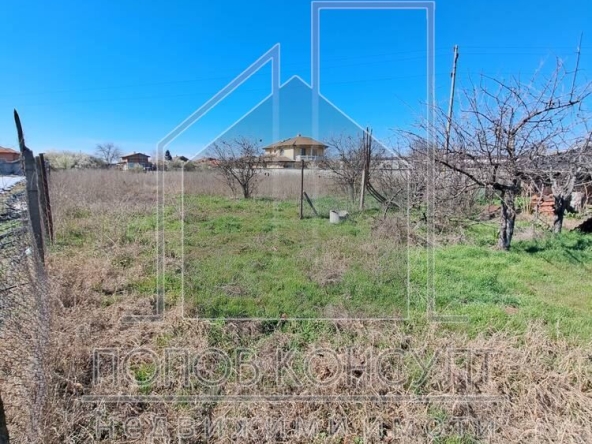 Парцел в с. Радиново, Област Пловдив - 2454 кв.м за 34 €/кв.м - Снимка #1