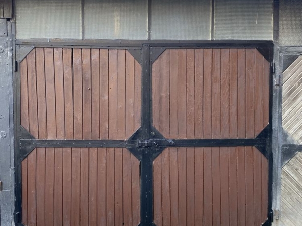 Дава се под наем Гараж / Паркомясто в Добрич, Червената пръст - 22 кв.м за 56.1 € - Снимка #1