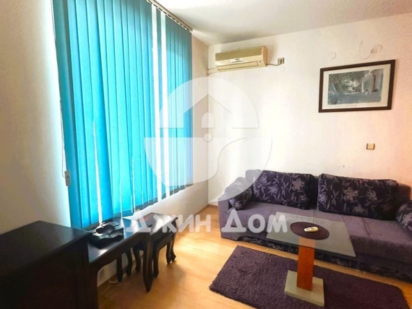 Двустаен апартамент в к.к. Слънчев бряг - 53 кв.м за 961 €/кв.м - Снимка #1