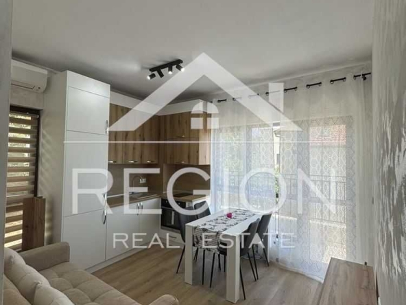 Дава се под наем Двустаен апартамент в Варна, Бриз - 50 кв.м за 561 € - Снимка #1