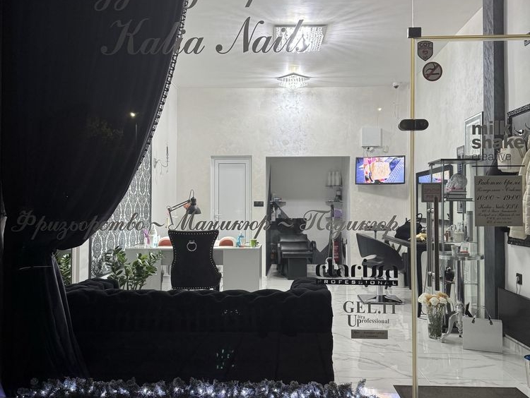 Дава се под наем  в Пловдив, Тракия -  кв.м за 153 € - Снимка #1