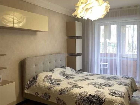 Двустаен апартамент в София, Кръстова вада - 71 кв.м за 2000 €/кв.м - Снимка #1