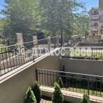 Двустаен апартамент в к.к. Св.Св. Константин и Елена - 67 кв.м за 1975 €/кв.м - Снимка #1