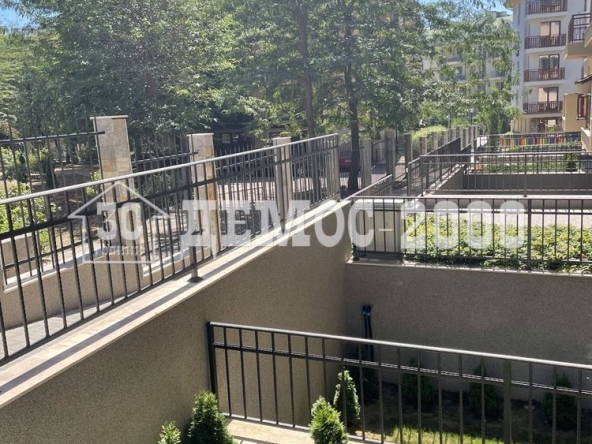 Двустаен апартамент в к.к. Св.Св. Константин и Елена - 67 кв.м за 1975 €/кв.м - Снимка #1