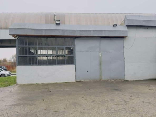 Дава се под наем Склад в София, Обеля 2 - 110 кв.м за 714 € - Снимка #1