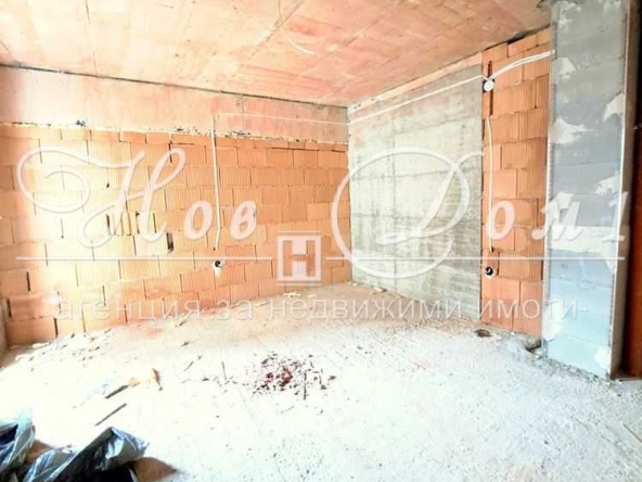 Тристаен апартамент в Варна, Колхозен пазар - 85 кв.м за 1353 €/кв.м - Снимка #1