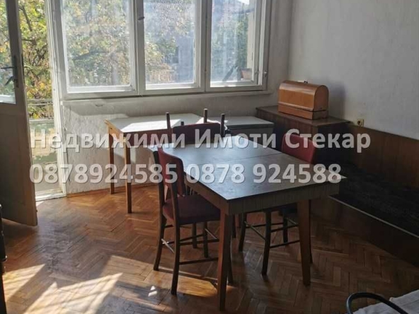 Четиристаен апартамент в Стара Загора, Център - 105 кв.м за 1191 €/кв.м - Снимка #1