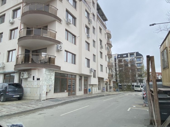 Гараж / Паркомясто в Велико Търново, Център - 22 кв.м за 864 €/кв.м - Снимка #1