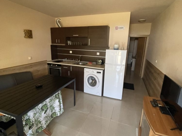 Дава се под наем Двустаен апартамент в Созопол - 50 кв.м за 178.5 € - Снимка #1