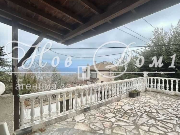 Къща в Варна, Галата - 380 кв.м за 843 €/кв.м - Снимка #1