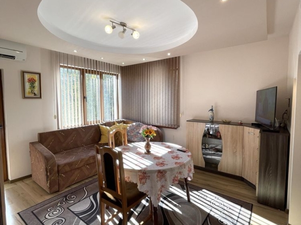 Етаж от къща в Варна, м-т Зеленика - 147 кв.м за 1395 €/кв.м - Снимка #1