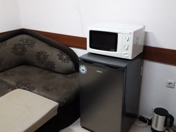 Дава се под наем Едностаен апартамент в Варна, Левски - 20 кв.м за 127.5 € - Снимка #1