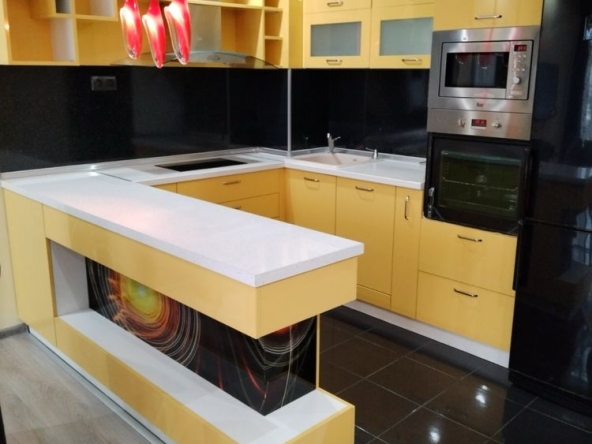 Дава се под наем Двустаен апартамент в Варна, Спортна зала - 65 кв.м за 459 € - Снимка #1