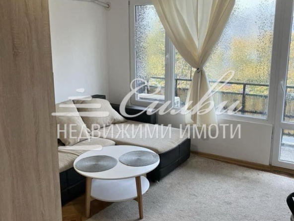 Дава се под наем Едностаен апартамент в Шумен, Тракия - 43 кв.м за 229.5 € - Снимка #1