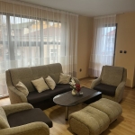 Дава се под наем Тристаен апартамент в Асеновград - 100 кв.м за 331.5 € - Снимка #1