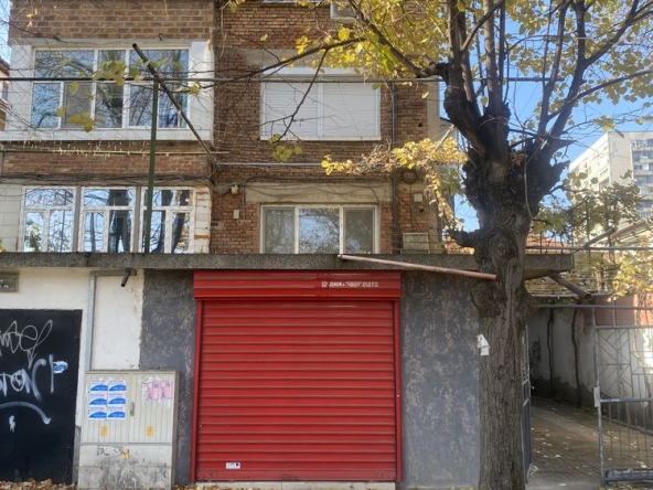 Дава се под наем Четиристаен апартамент в Пловдив, Гагарин - 75 кв.м за 255 € - Снимка #1