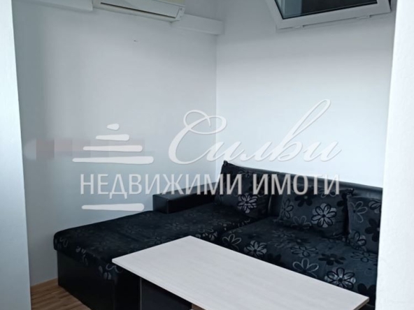 Дава се под наем Едностаен апартамент в Шумен, Боян Българанов 1 - 46 кв.м за 178.5 € - Снимка #1