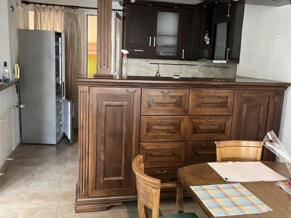 Мезонет в Варна, Възраждане 1 - 170 кв.м за 2353 €/кв.м - Снимка #1